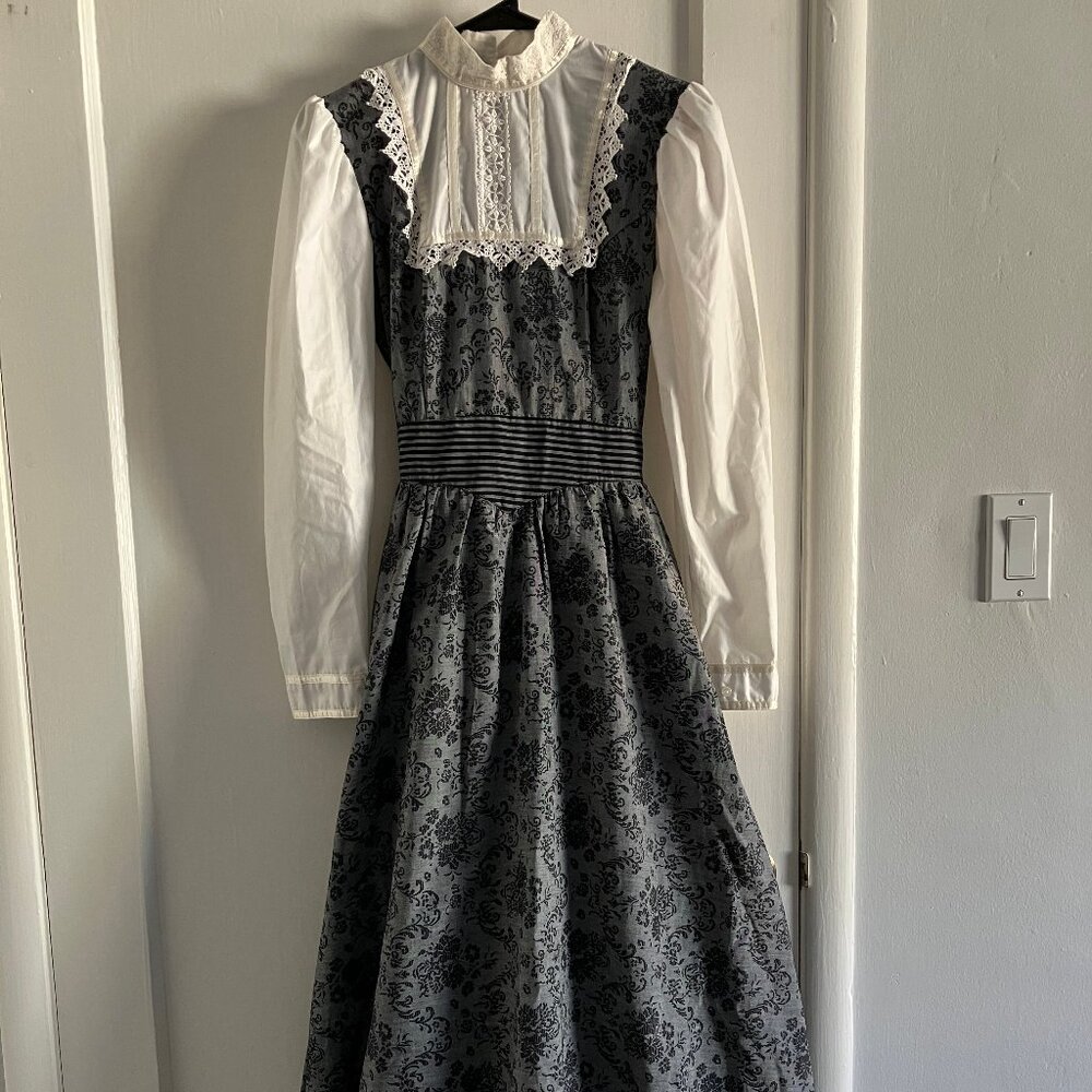 Vintage Gunne Sax dress